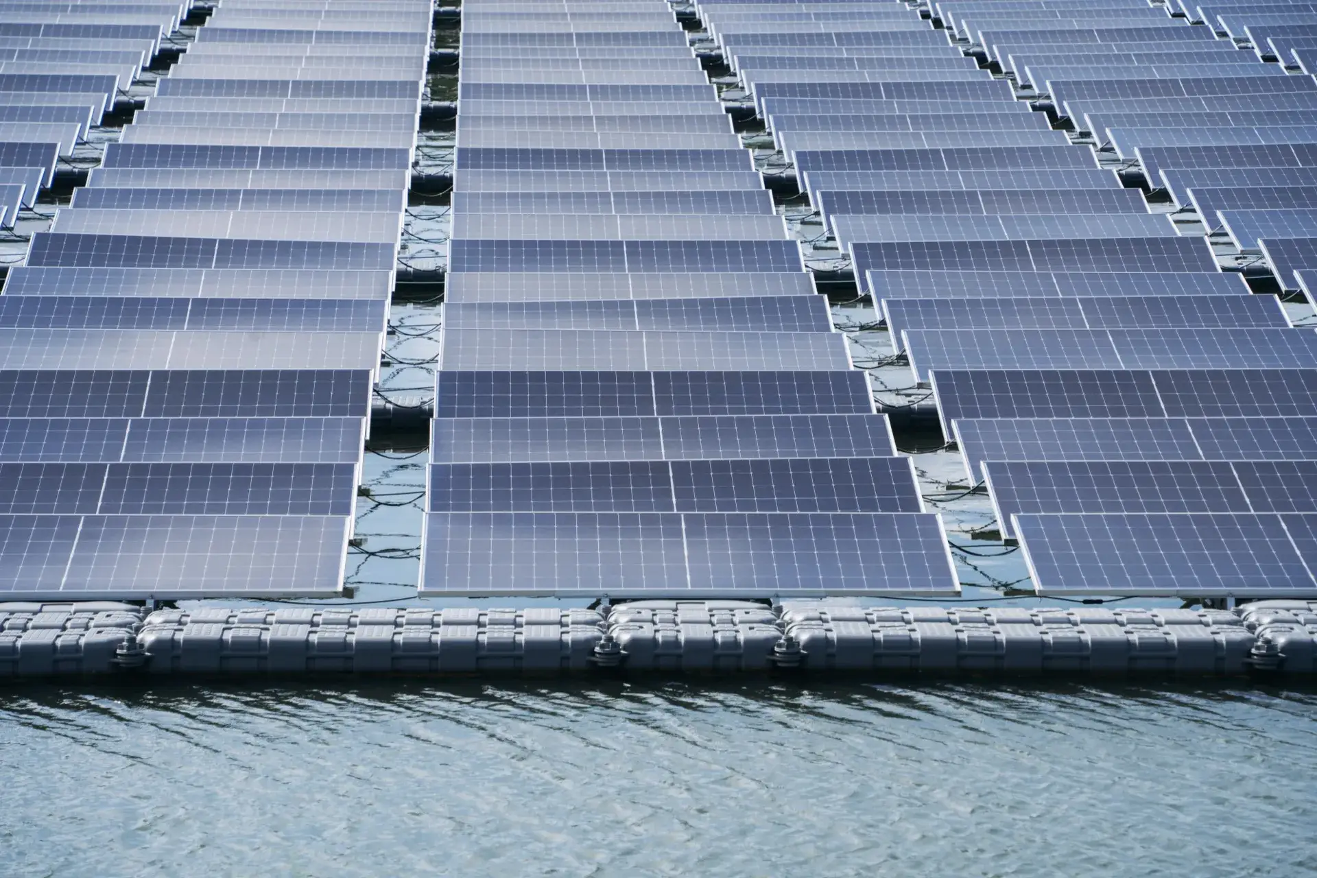 Floating solar installation contributing to renewable energy generation